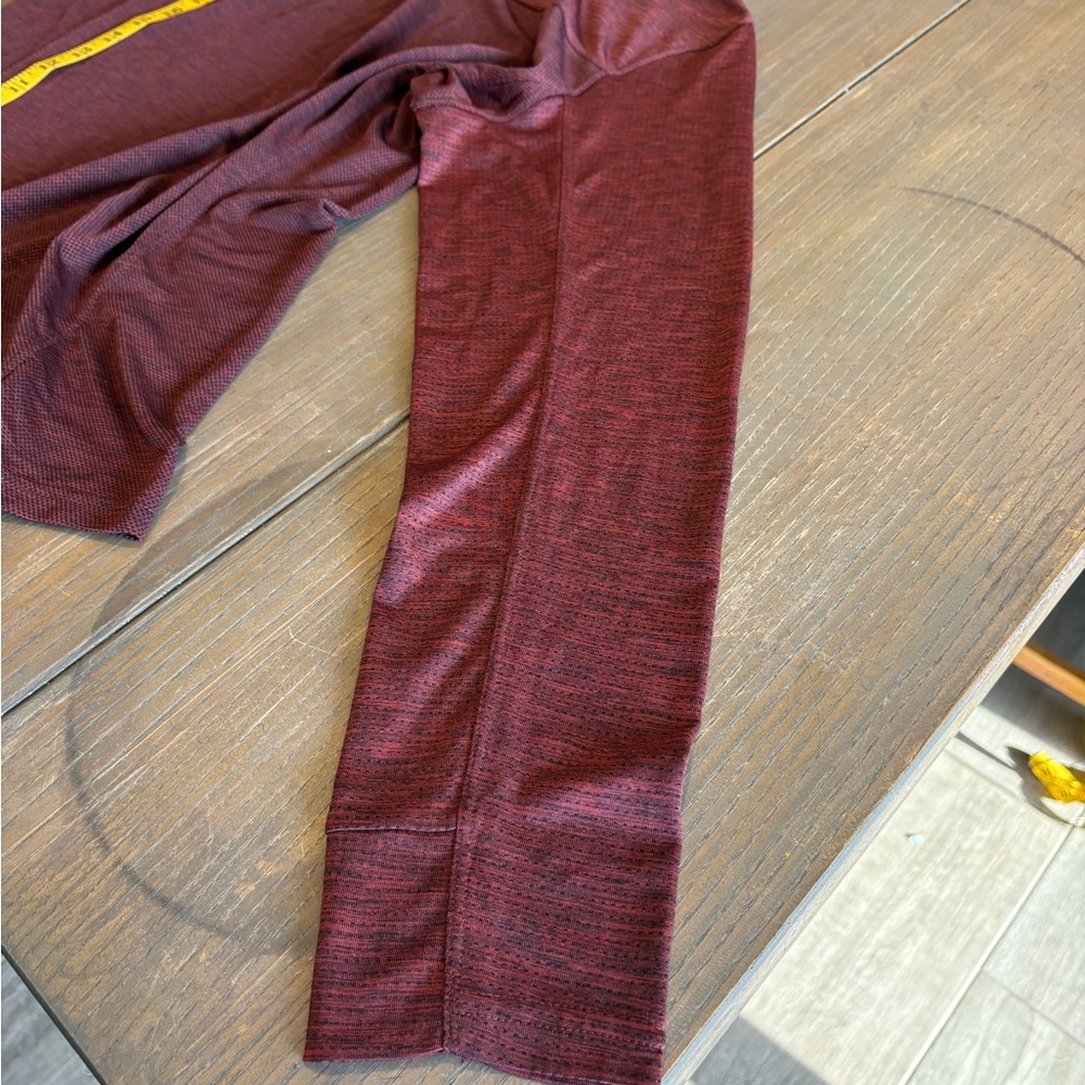 Kuhl Maroon Hooded Shirt - Picture 8 of 9